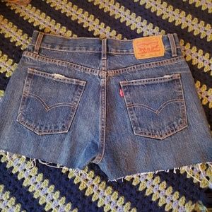High rise Levi's denim shorts